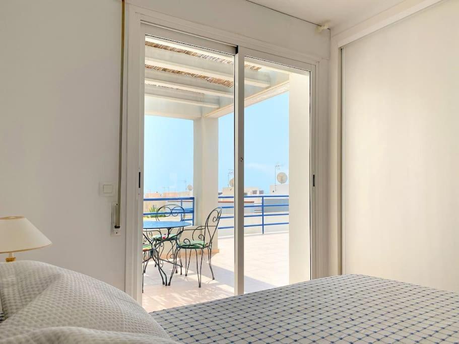 Atico Con Vistas Al Mar En Primera Linea De Playa Vera Exterior photo